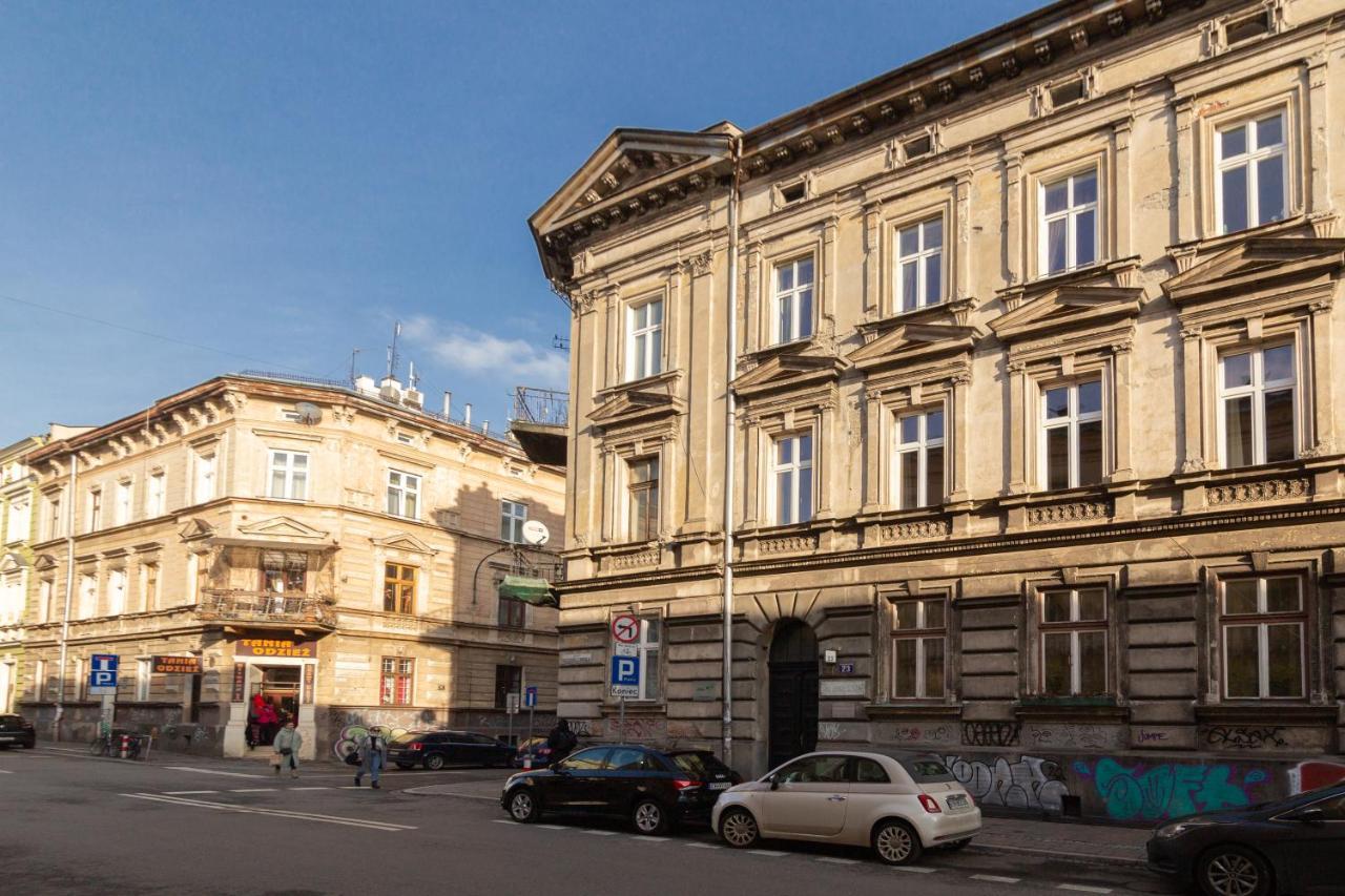 Lilly Apartment Main Train Station Old Town By The Castle Suites كراكوفيا المظهر الخارجي الصورة